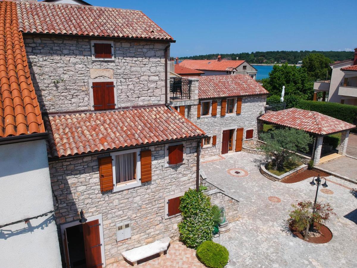 Apartments Villa Stapo Umag Exterior foto